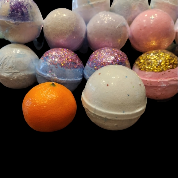 Triple Bath Bomb Bundle Girl's Spa Day Relax Bath Time - Picture 3 of 4